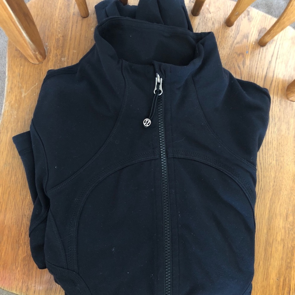 Lululemon Zip-up Jacket; black; xxs